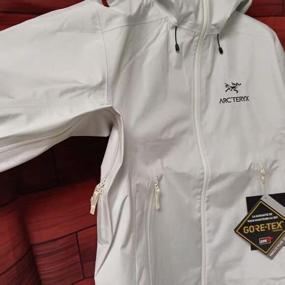 Men's Arcteryx Beta Series Beta LT JacketHooded Hardshell Jacket Size L - Picture 10 of 11